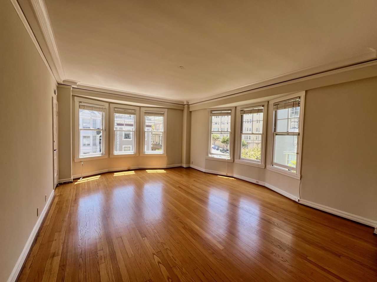 2070 Pacific Avenue #402