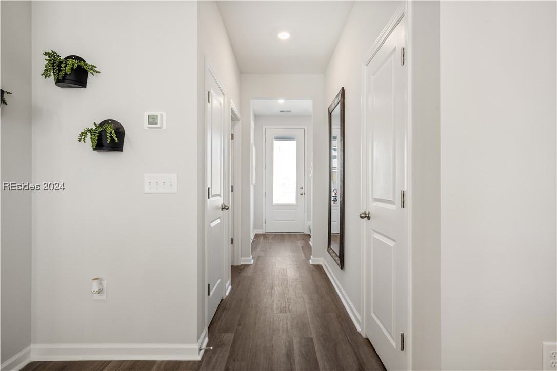 7 Whispering Oaks Cir - Photo 3 of 28