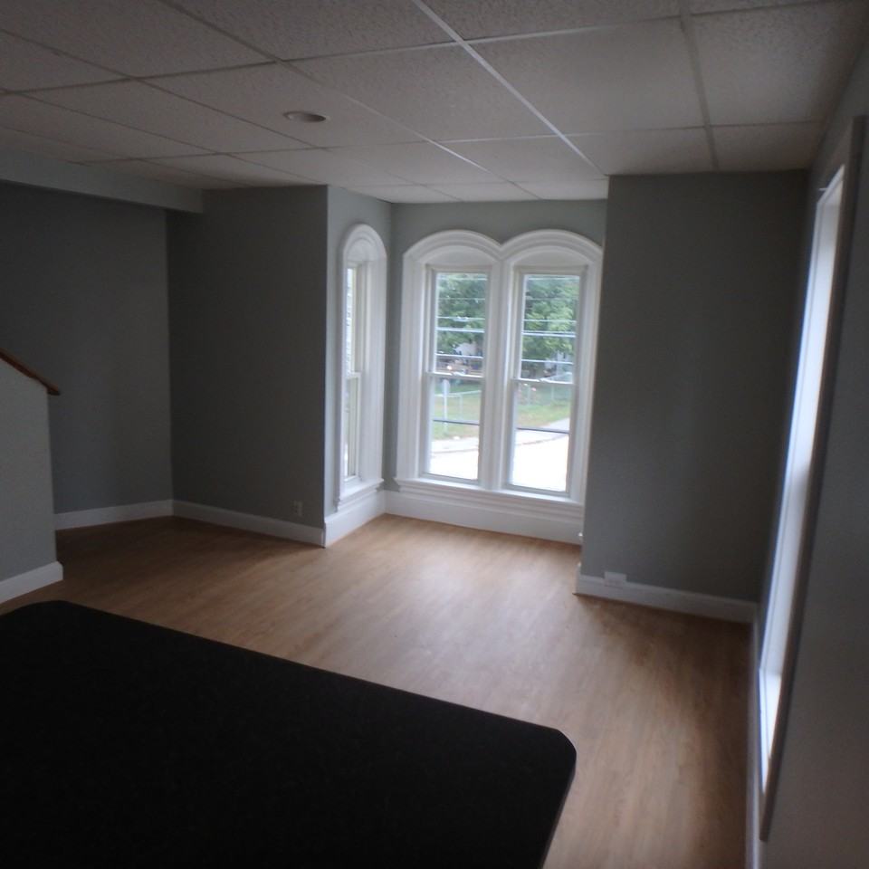 253 Turner St 42nd Fl #4 - Photo 3 of 10