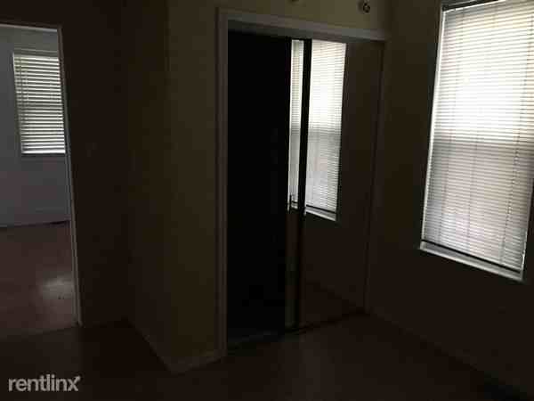 11544 Lumpkin St - Photo 3 of 17