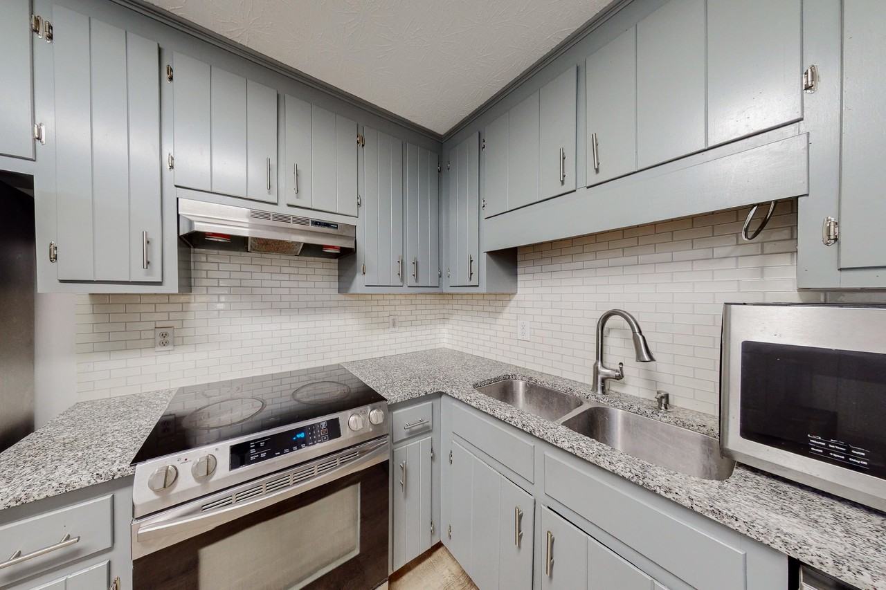 Big Oak Cir - Photo 5 of 15