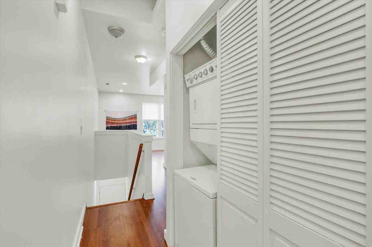 W Thompson St - Photo 7 of 11