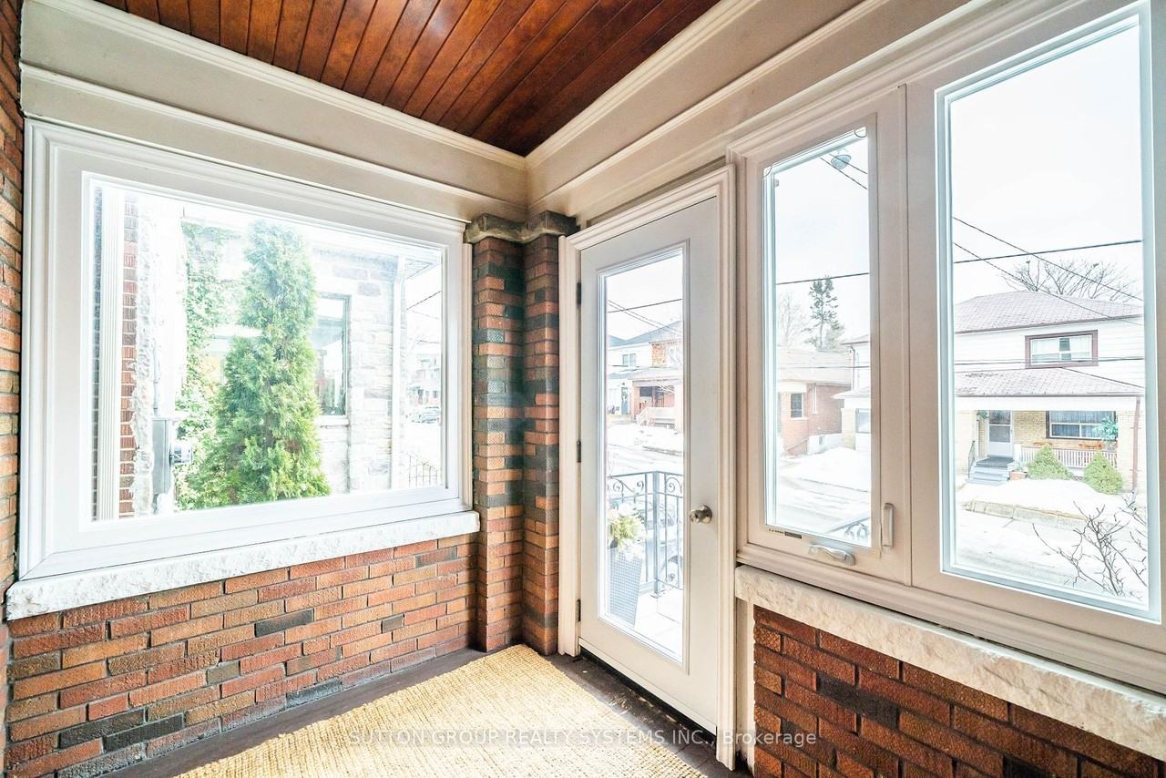 42 Runnymede Road - Photo 3 of 27