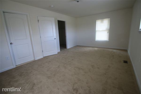 46 Tom Jenkins Rd - Photo 2 of 12