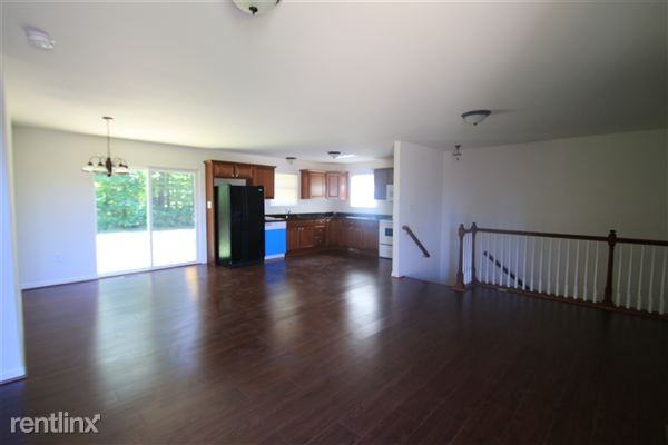 46 Tom Jenkins Rd - Photo 3 of 12