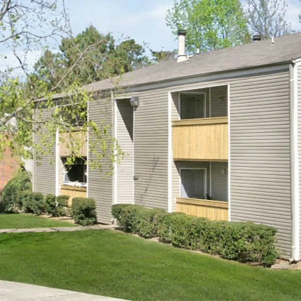 The Glenwood at Pinson - Photo 7 of 9