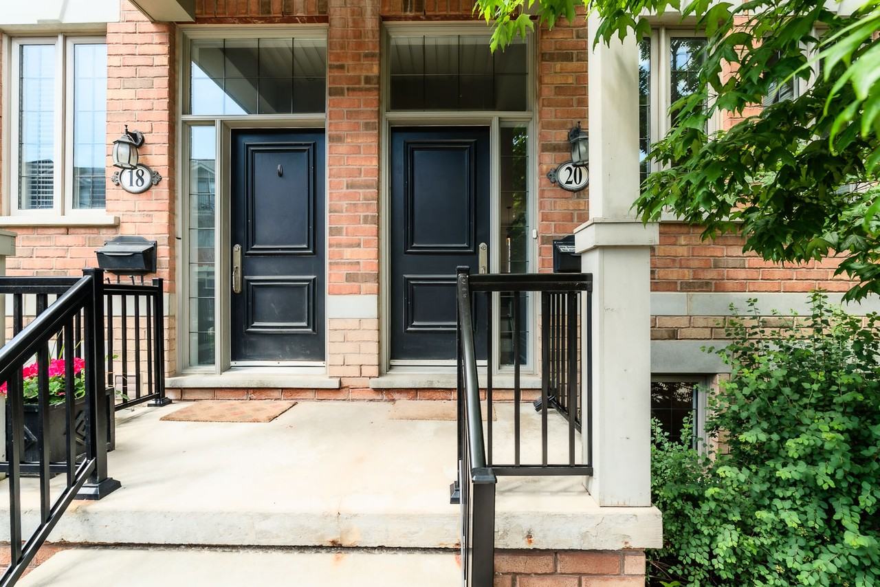 20 Sargent Lane - Photo 2 of 32