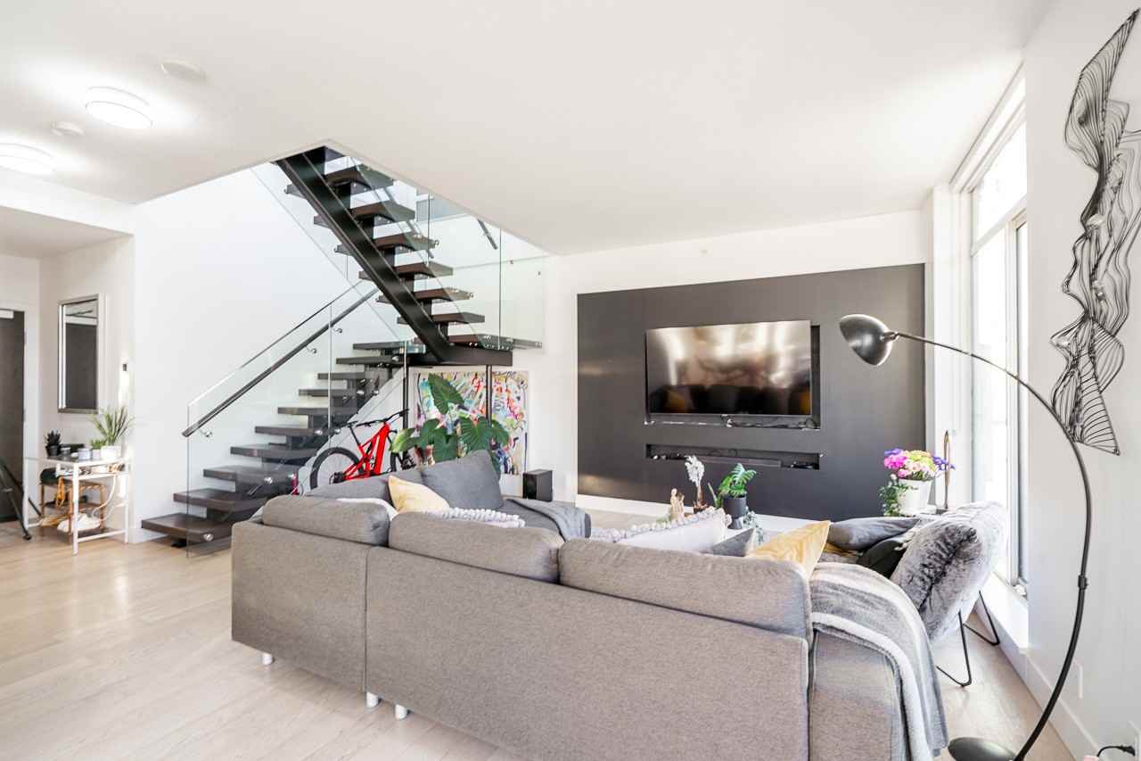 1550 Fern Street #2501 - Photo 3 of 44