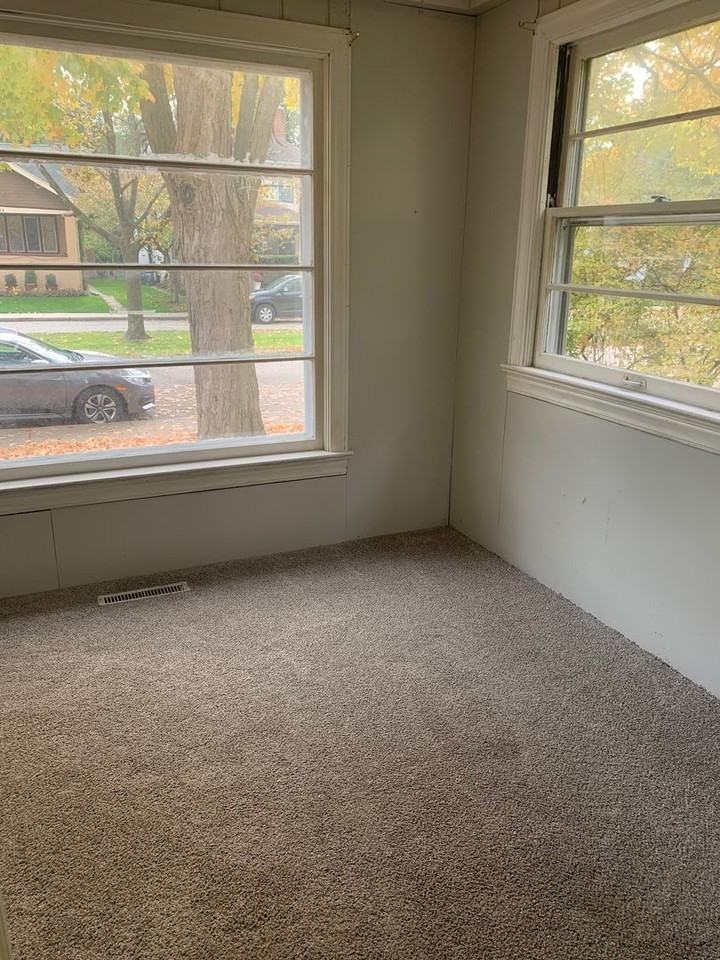 913 Egleston Avenue - Photo 2 of 8