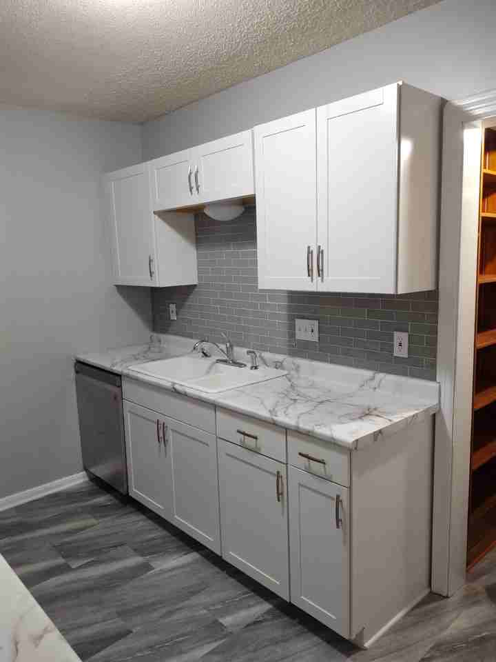 3917 51st Street - Photo 3 of 11