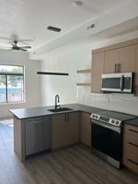 400 N Garfield Ave #204 - Photo 1 of 1