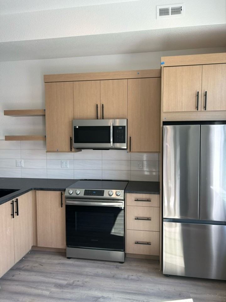 400 N Garfield Ave - Photo 2 of 14