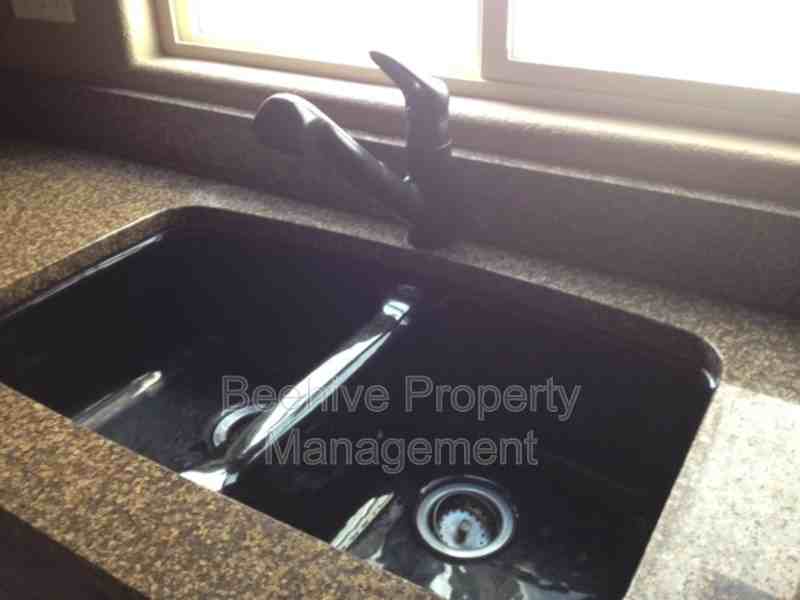 2947 N Evergreen St - Photo 4 of 10