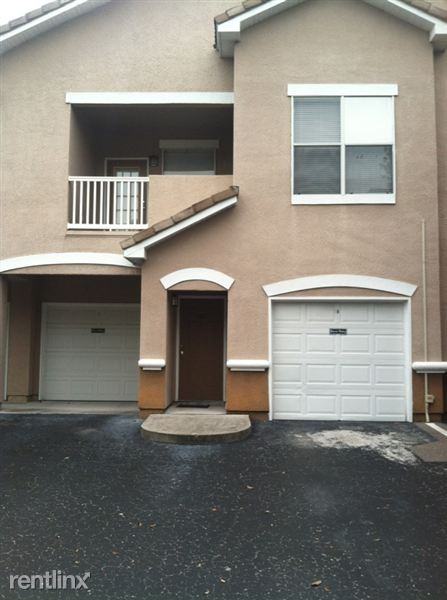 18108 Villa Creek Dr - Photo 3 of 9