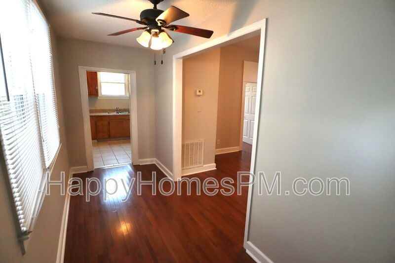 27 Nassau St - Photo 3 of 7