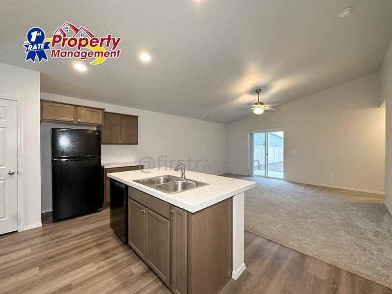 8379 E Big Muddy Dr - Photo 6 of 32