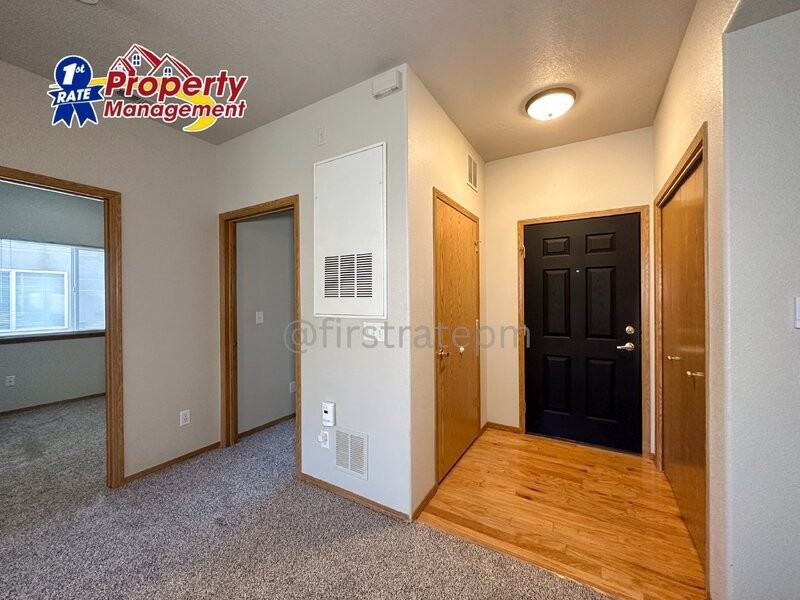 1957 E Wilson Ln #C - Photo 2 of 24