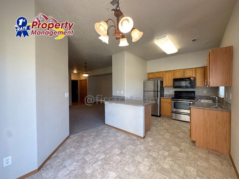 1957 E Wilson Ln #C - Photo 7 of 24