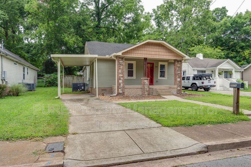 2211 Albion St - Photo 2 of 31