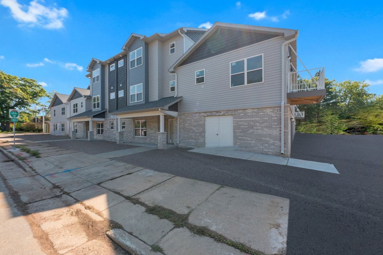 111 Sturgeon Eddy Rd - Photo 4 of 33