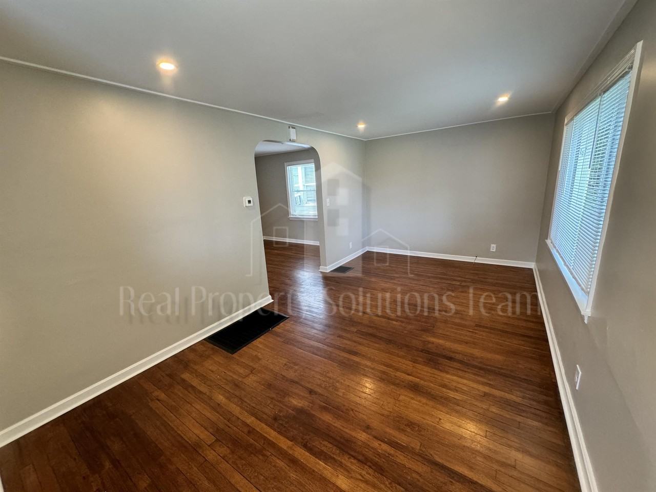 1074 Siebert Street - Photo 2 of 9