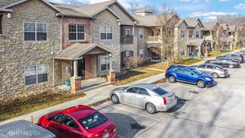 featured image of 910 S Carroll Ave