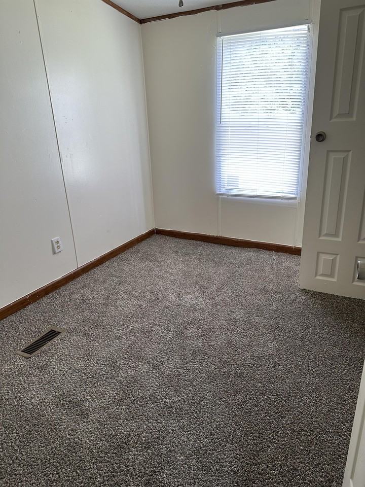 Sawgrass Mobile Home Park - Photo 7 of 19