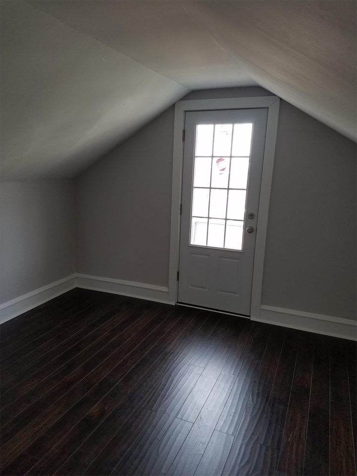 Oxford - Photo 6 of 8