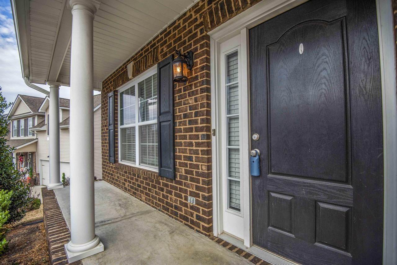 1509 Chariot Lane - Photo 3 of 50