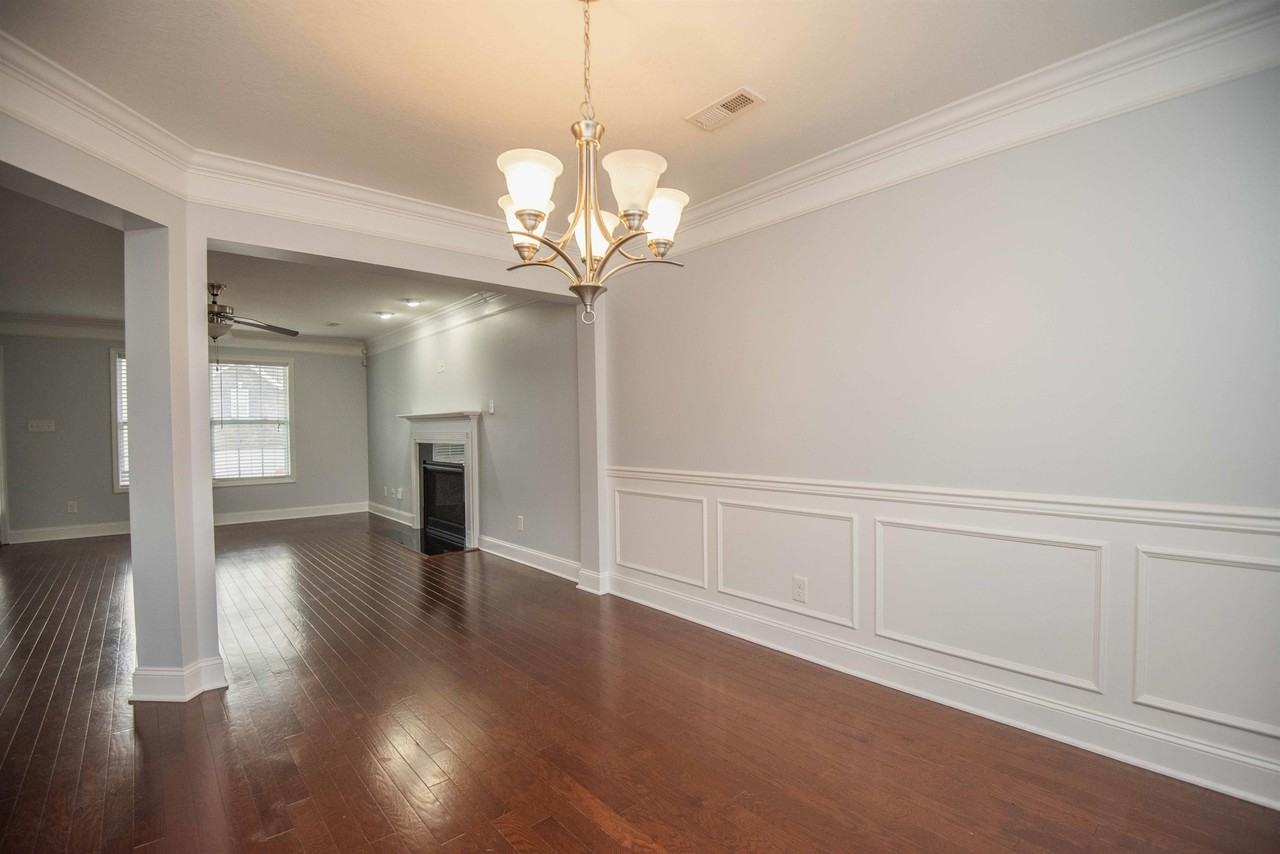 1509 Chariot Lane - Photo 5 of 50