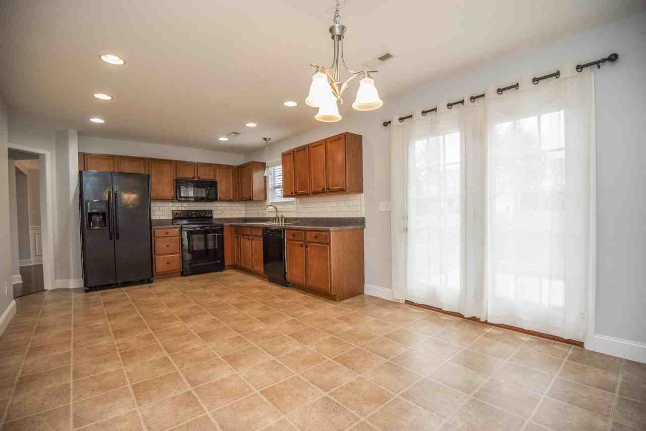 1509 Chariot Lane - Photo 6 of 50