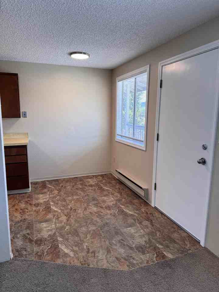 Bettis Wagoner Apts - Bldg 03 - Photo 2 of 24