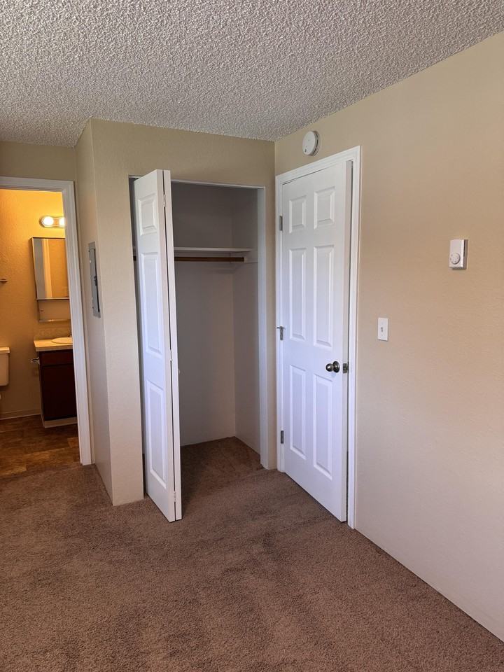 Bettis Wagoner Apts - Bldg 03 - Photo 6 of 24