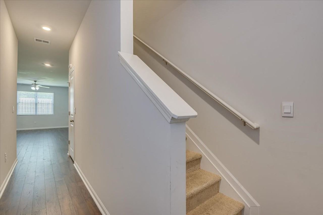 846 Quaint Parish Cir - Photo 6 of 38