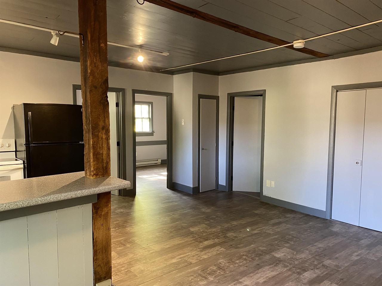 95 Hall Avenue - Photo 3 of 18