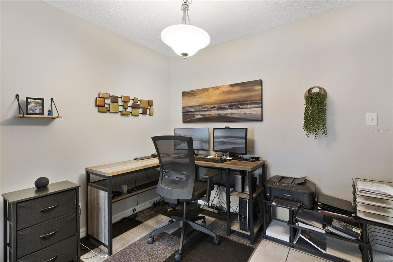 679 Seminole Avenue - Photo 6 of 13