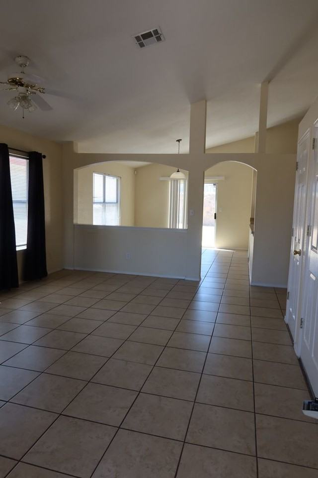 11884 Belfry Park Dr - Photo 3 of 23