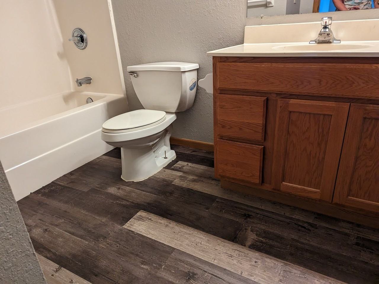 Woodcrest Apartments - Photo 6 of 18