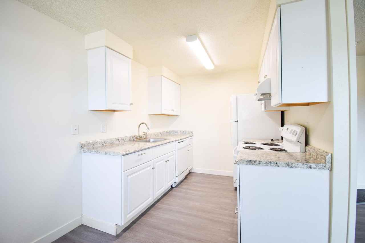 3930 SW Plum St. 1-3 & 3940 SW Plum St.  1-8 - Photo 5 of 31
