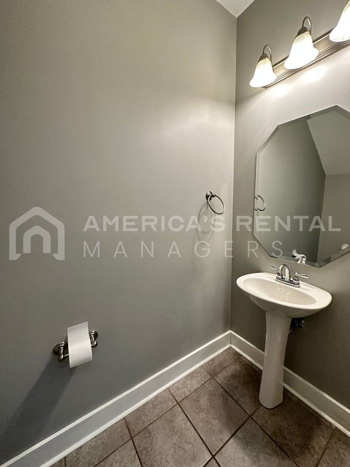 448 Polo Trce - Photo 7 of 20