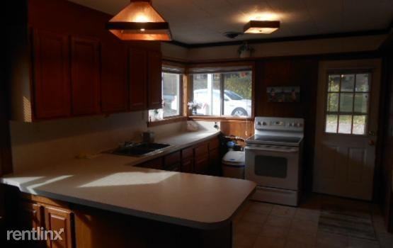 1845 Glenfield Rd - Photo 3 of 16