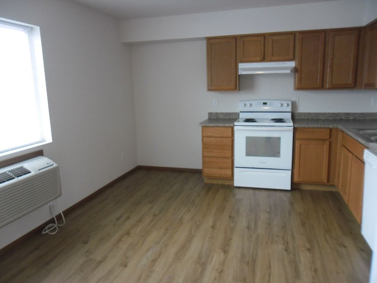 THE FAIRGROUND APARTMENTS-BLDG A - Photo 2 of 37