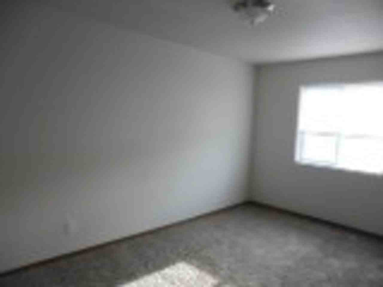 THE FAIRGROUND APARTMENTS-BLDG A - Photo 6 of 37