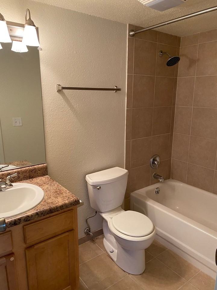 Woodridge Apartments - Photo 4 of 23