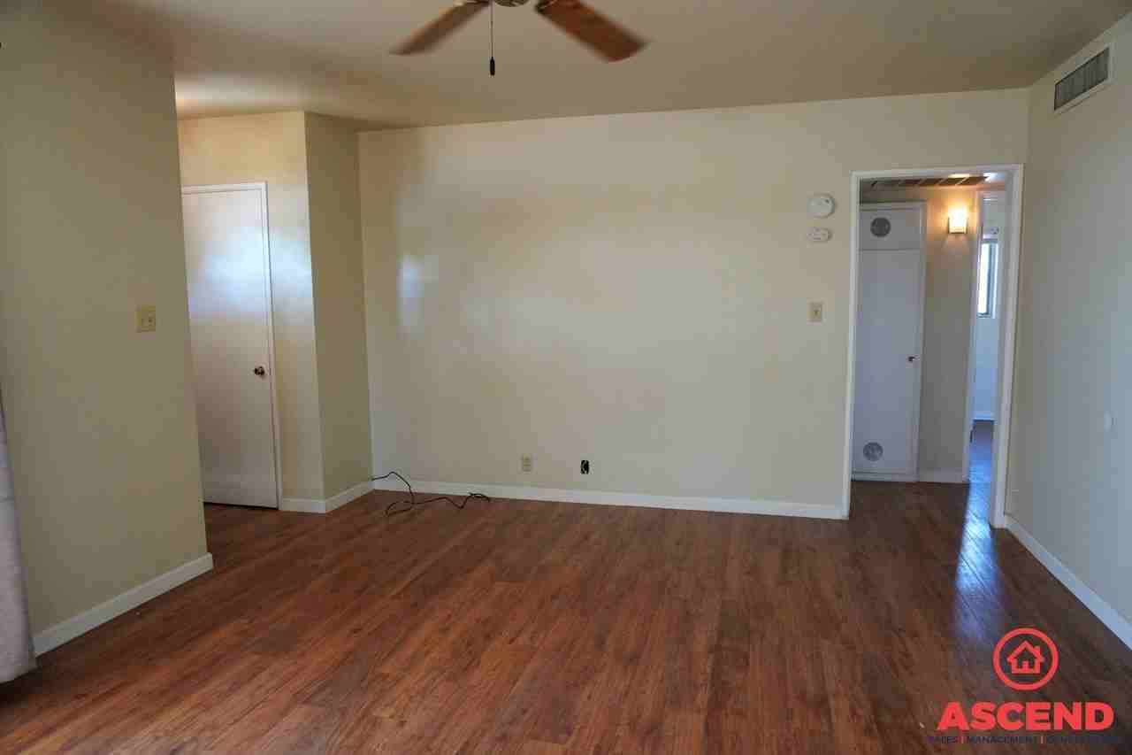 2901 Arnold St - Photo 3 of 8