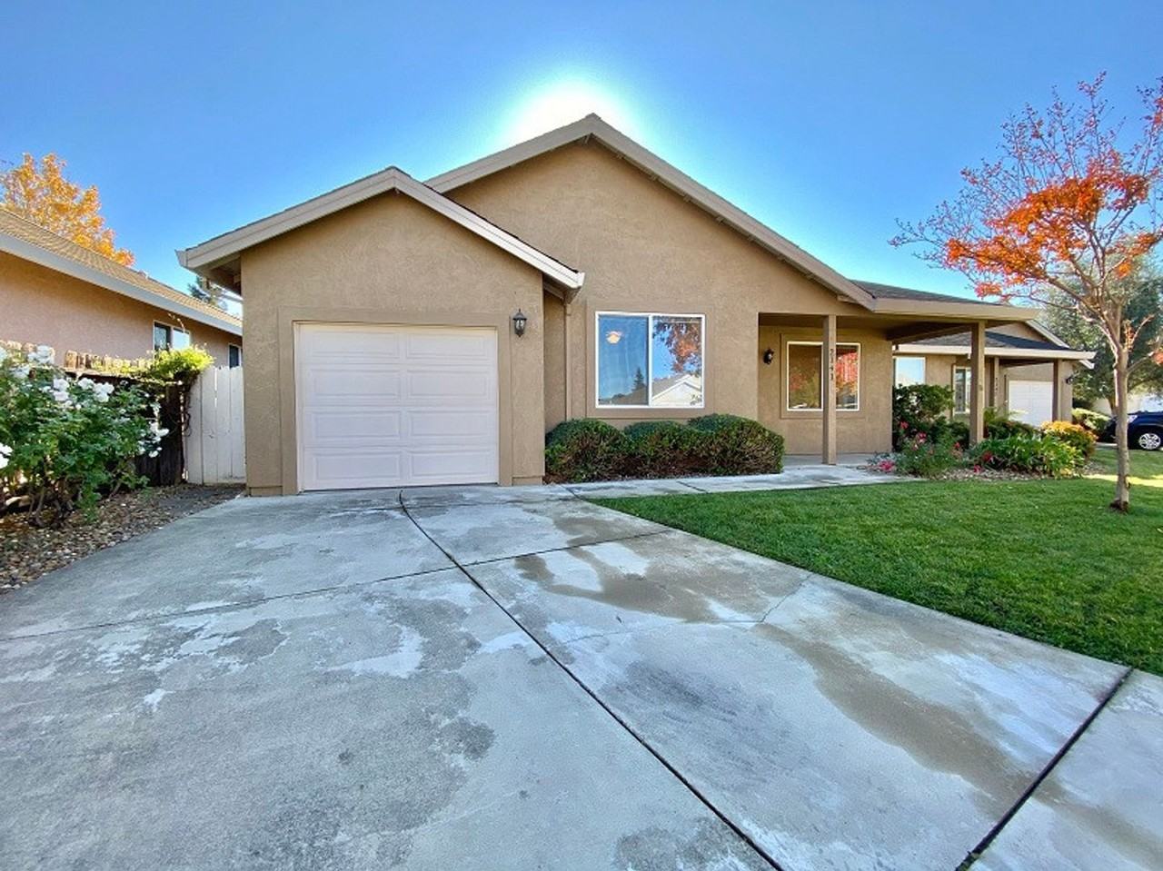 Devonshire Drive, 2141-2143 - Photo 2 of 24