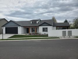 featured image of 602 Canterbury Ln