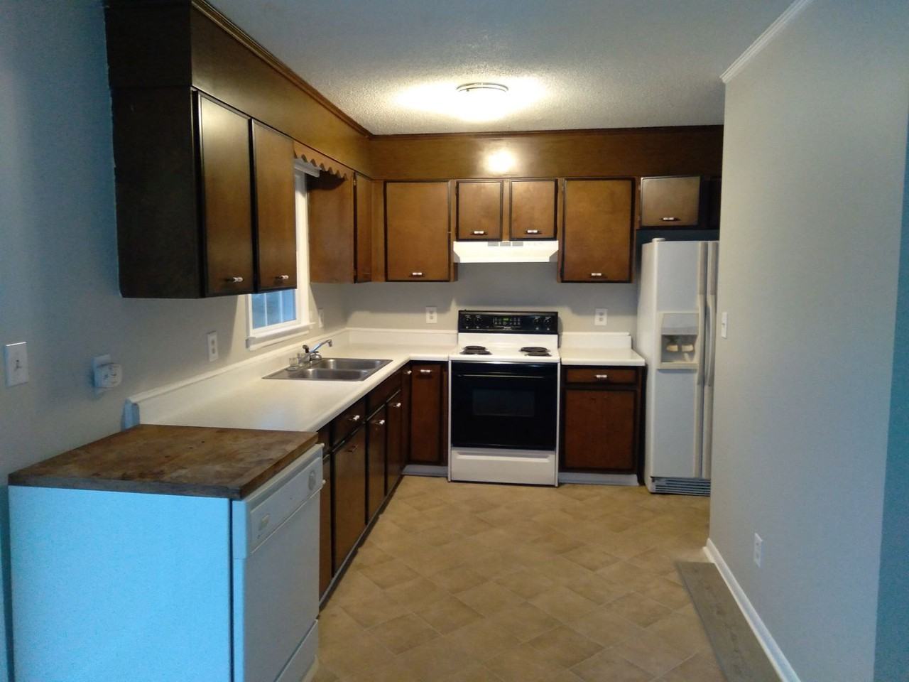 309 Tallpine Rd - Photo 4 of 16