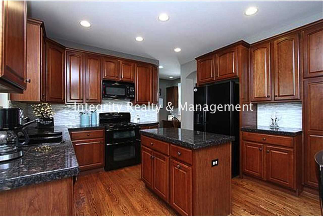 3367 Fantasy Place - Photo 3 of 26