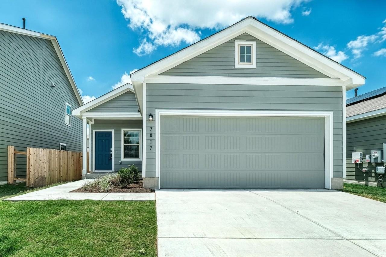 7017 Spirit Hill Rd - Photo 2 of 14